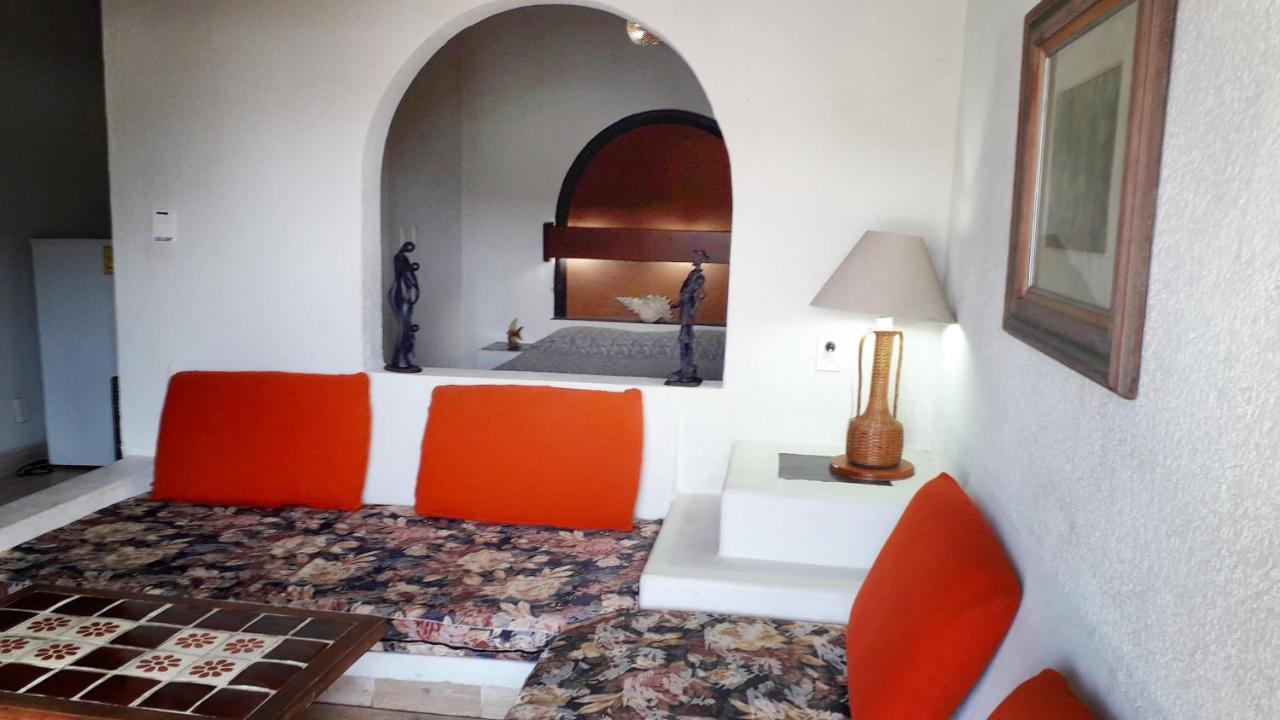 Solimar Inn Suites Zihuatanejo Zewnętrze zdjęcie