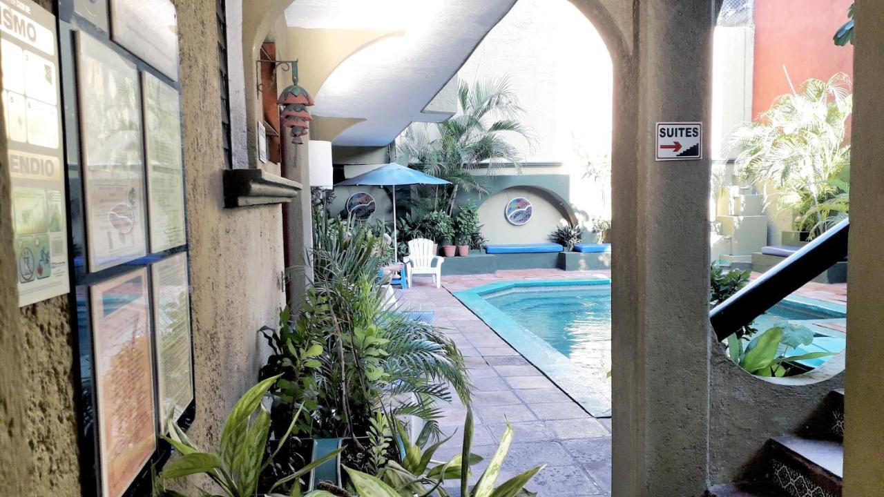 Solimar Inn Suites Zihuatanejo Zewnętrze zdjęcie