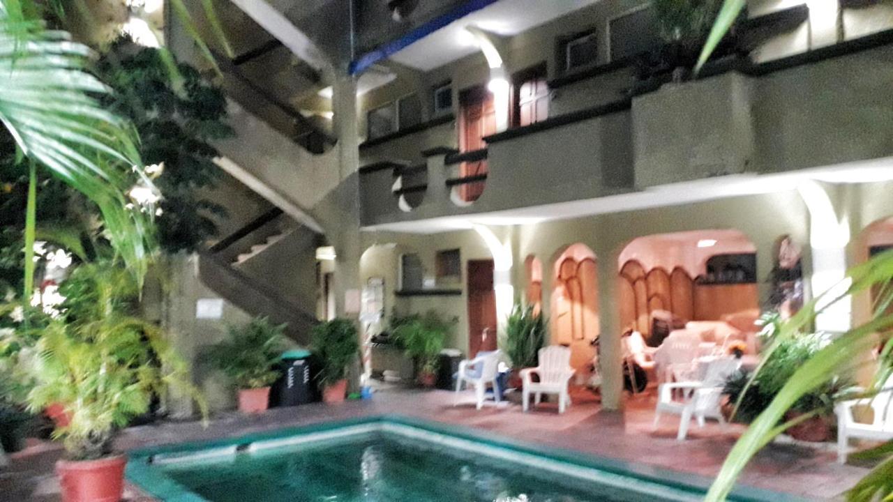 Solimar Inn Suites Zihuatanejo Zewnętrze zdjęcie